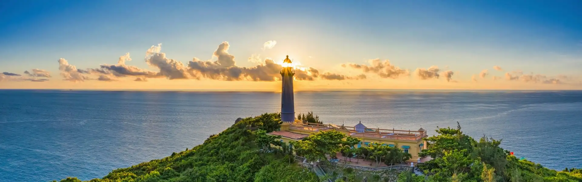 Visiting Dai Lanh Lighthouse – A Viewpoint Between Sea and Mountains