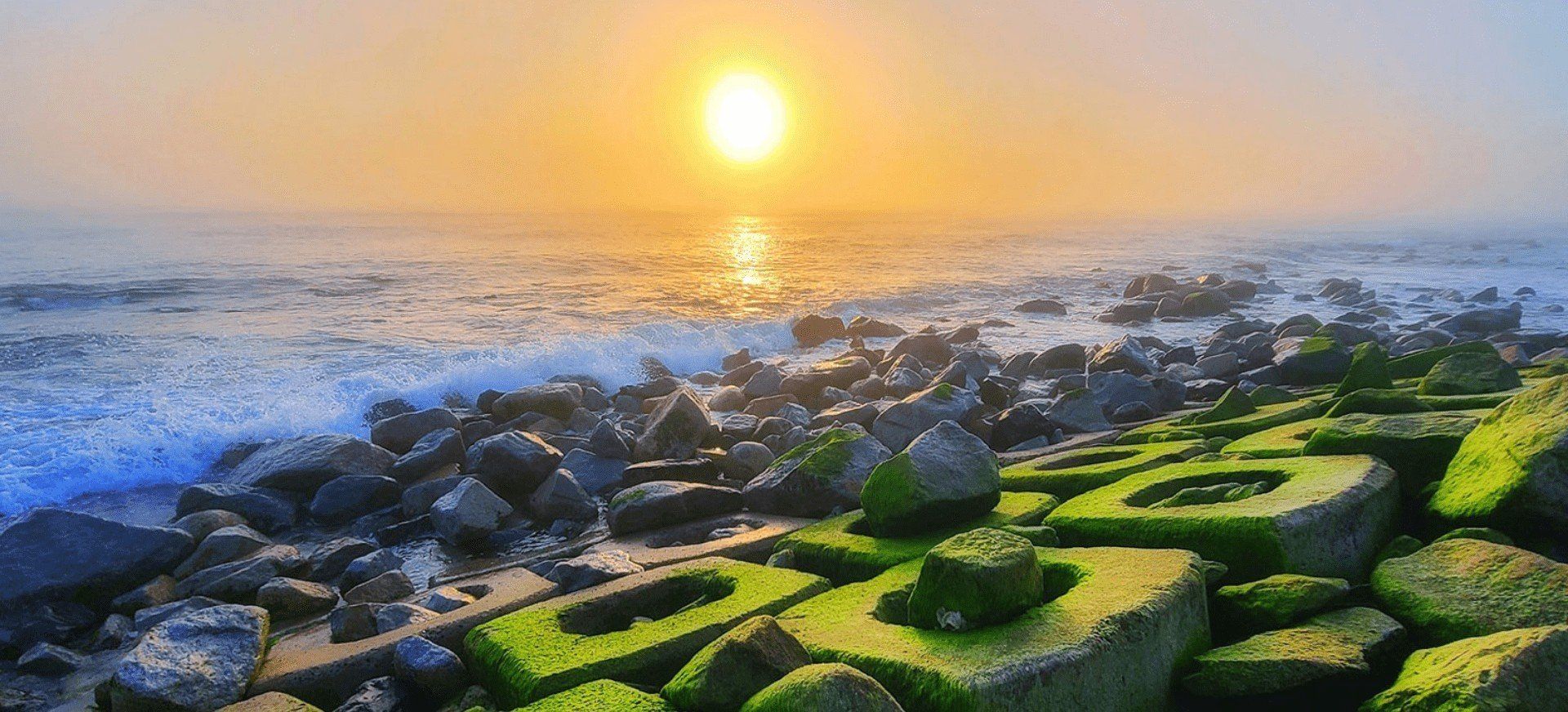 Xom Ro Breakwater – Where Engineering Meets the Sea